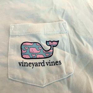Brand new with tags Vineyard Vines women’s long sleeve pocket T shirt. White